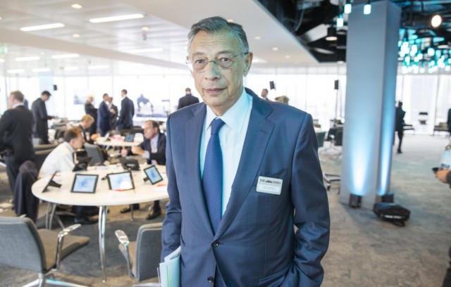  Sir George Iacobescu steps down